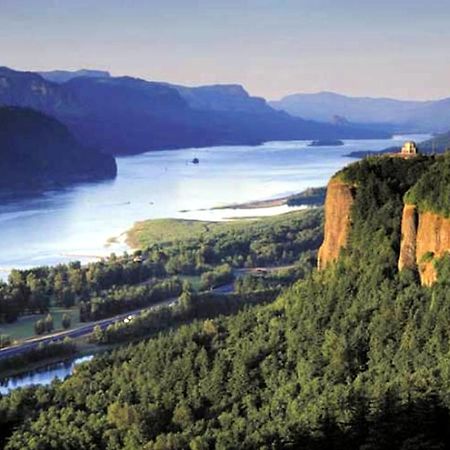 Holiday Inn Express Portland East - Columbia Gorge By Ihg Troutdale Εξωτερικό φωτογραφία